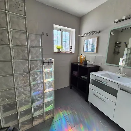 Apartment An Oasis In The Middle Of Spanish Style