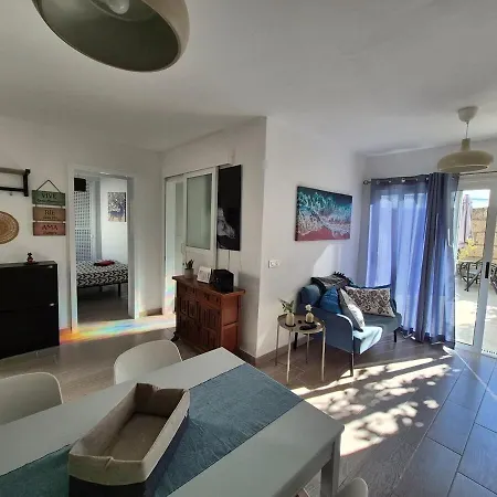 An Oasis In The Middle Of Spanish Style Apartamento