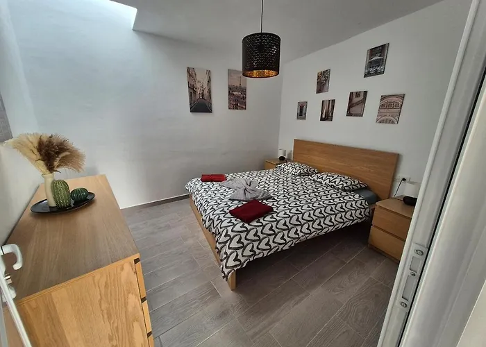 An Oasis In The Middle Of Spanish Style La Sabinita