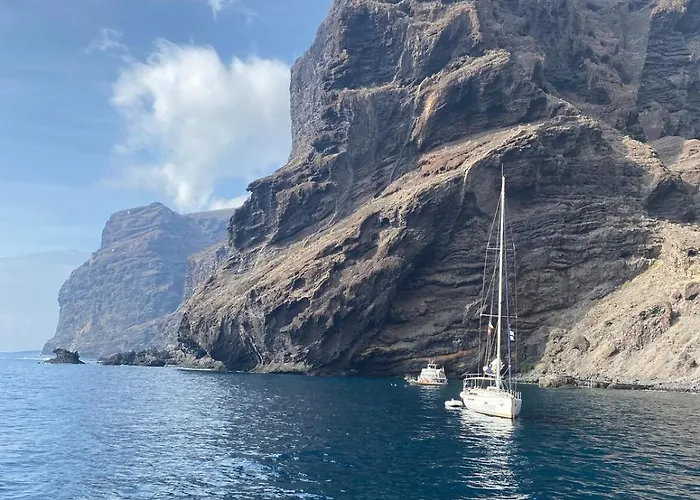 An Oasis In The Middle Of Spanish Style * La Sabinita